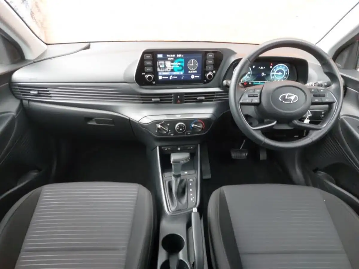 2022-hyundai-i20-10-t-gdi-se-connect-dct-big-2