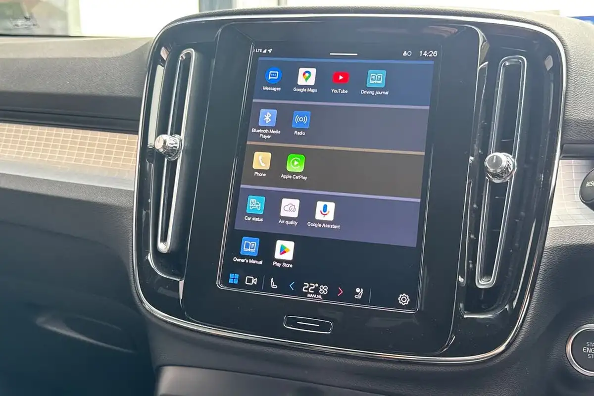 2022-volvo-xc40-20-b3-plus-big-20