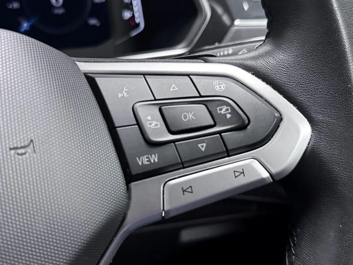 2023-volkswagen-tiguan-15-tsi-elegance-big-37