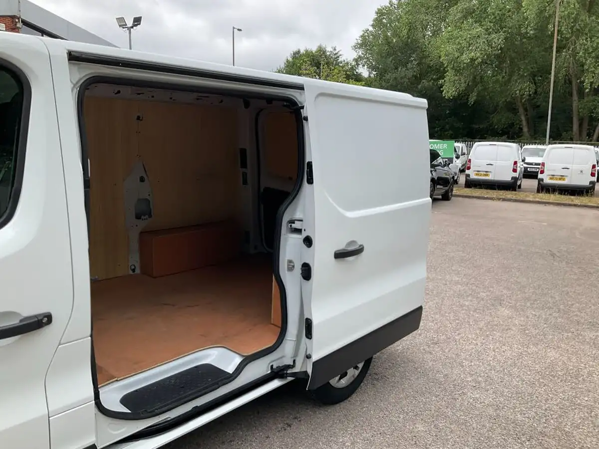 2023-renault-trafic-20dci-sl30-130-advance-eu6d-big-7