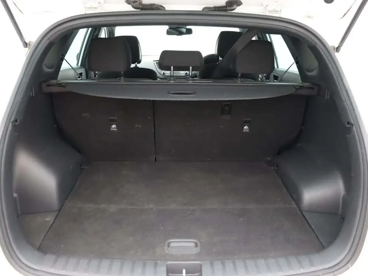 2018-hyundai-tucson-16-t-gdi-go-se-dct-big-14