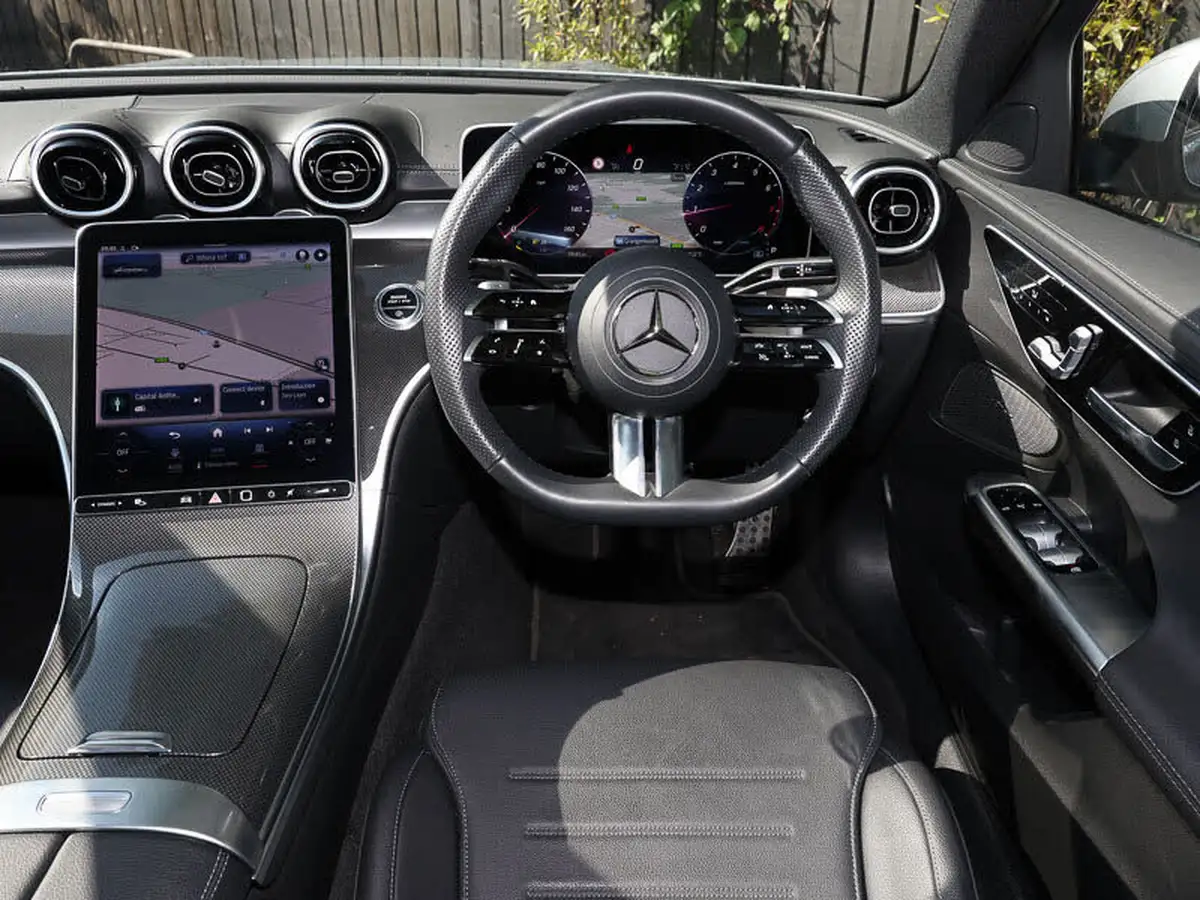 2024-mercedes-benz-c-class-20-c300-amg-line-premium-259ps-saloon-4d-1999cc-big-6