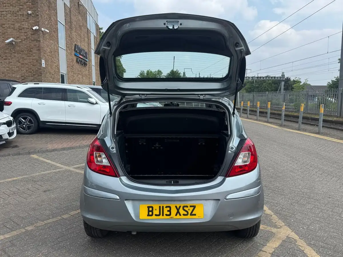 2013-vauxhall-corsa-12-exclusiv-5d-easytronic-big-8