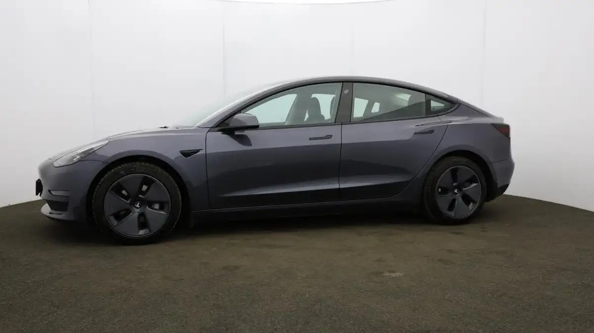 2023-tesla-model-3-e-long-range-346bhp-big-27