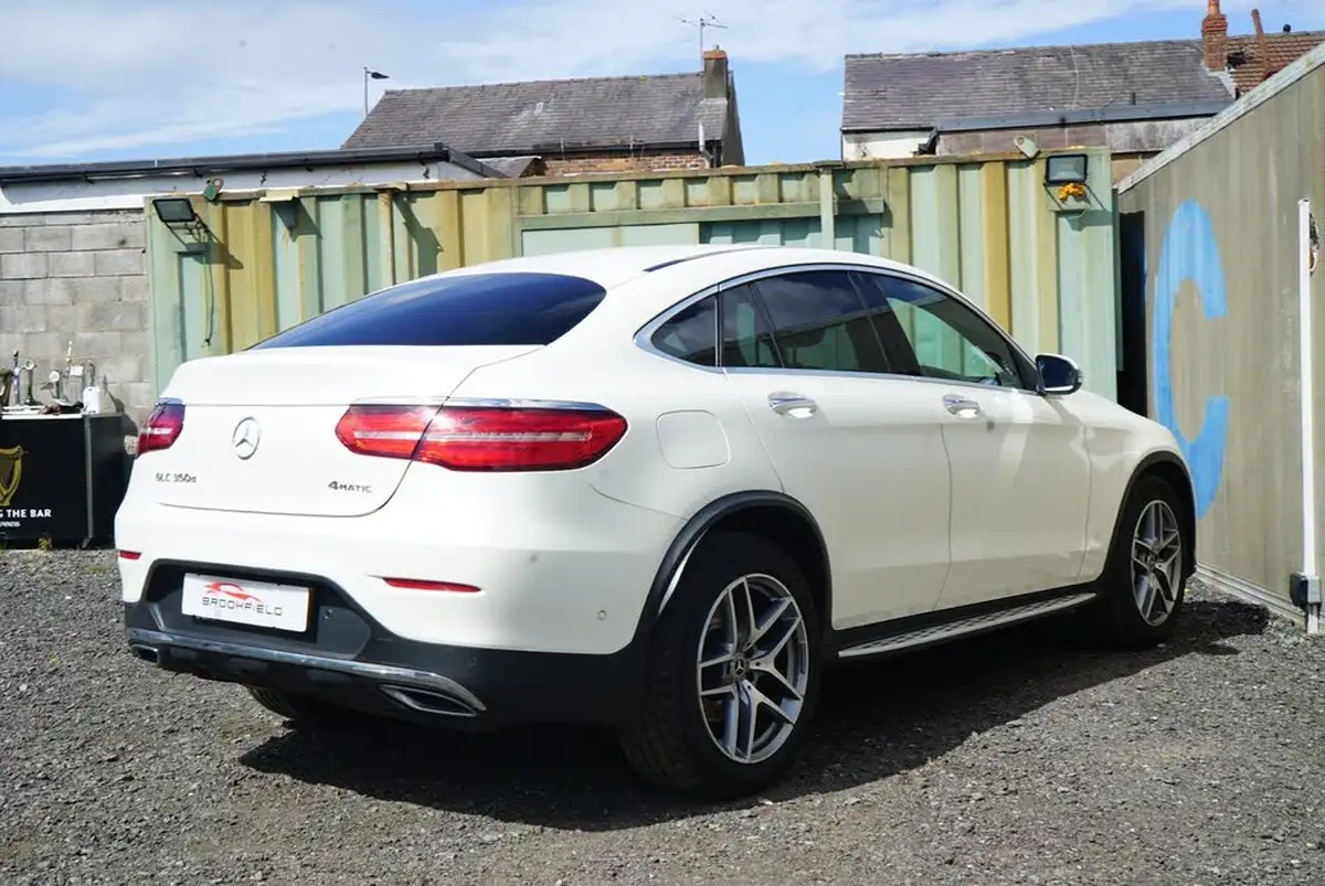 2017-mercedes-benz-glc-class-30-d-glc350d-amg-line-premium-plusss-coupe-4d-big-18