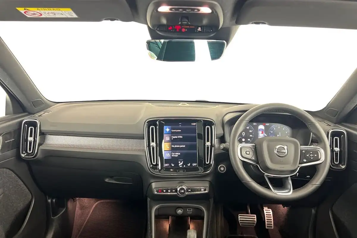 2022-volvo-xc40-15-t3-r-design-auto-big-5