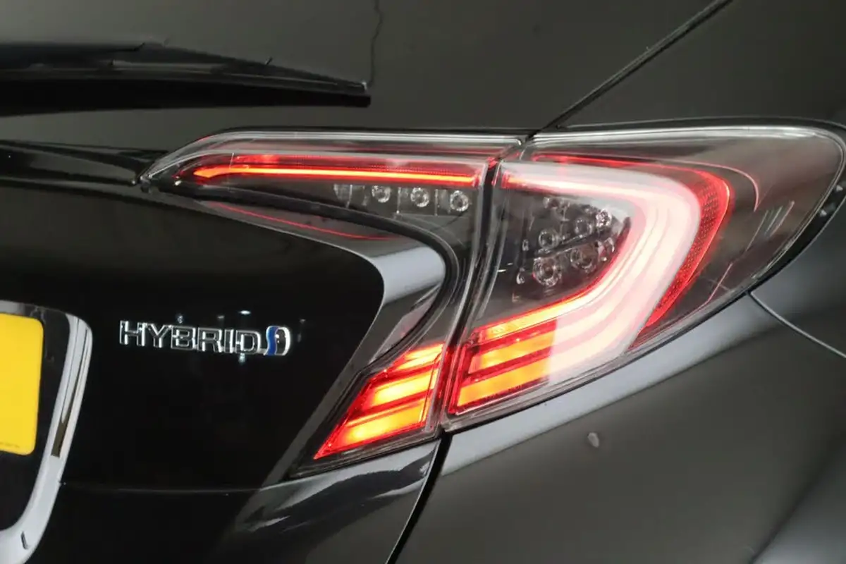 2019-toyota-c-hr-18-vvt-i-excel-big-8