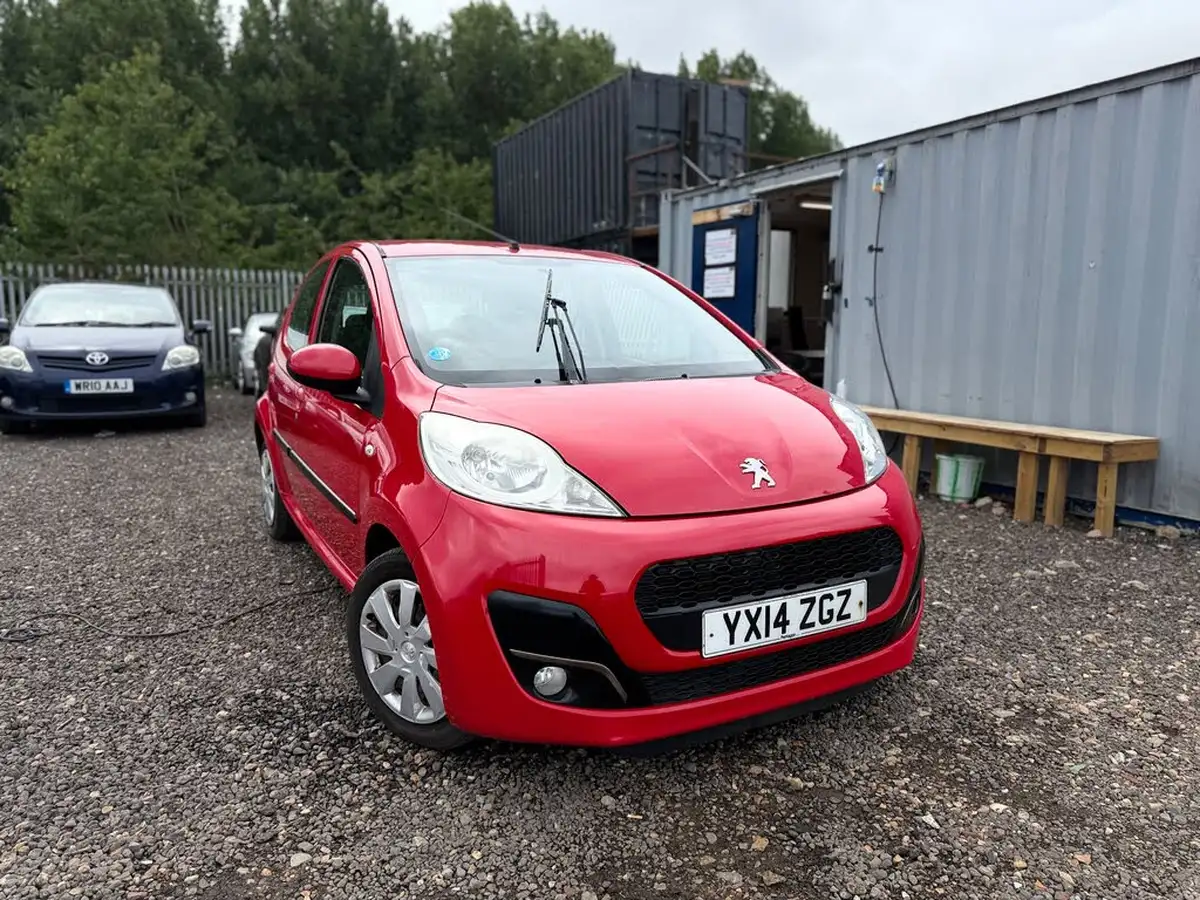 2014-peugeot-107-10-active-5d-big-0
