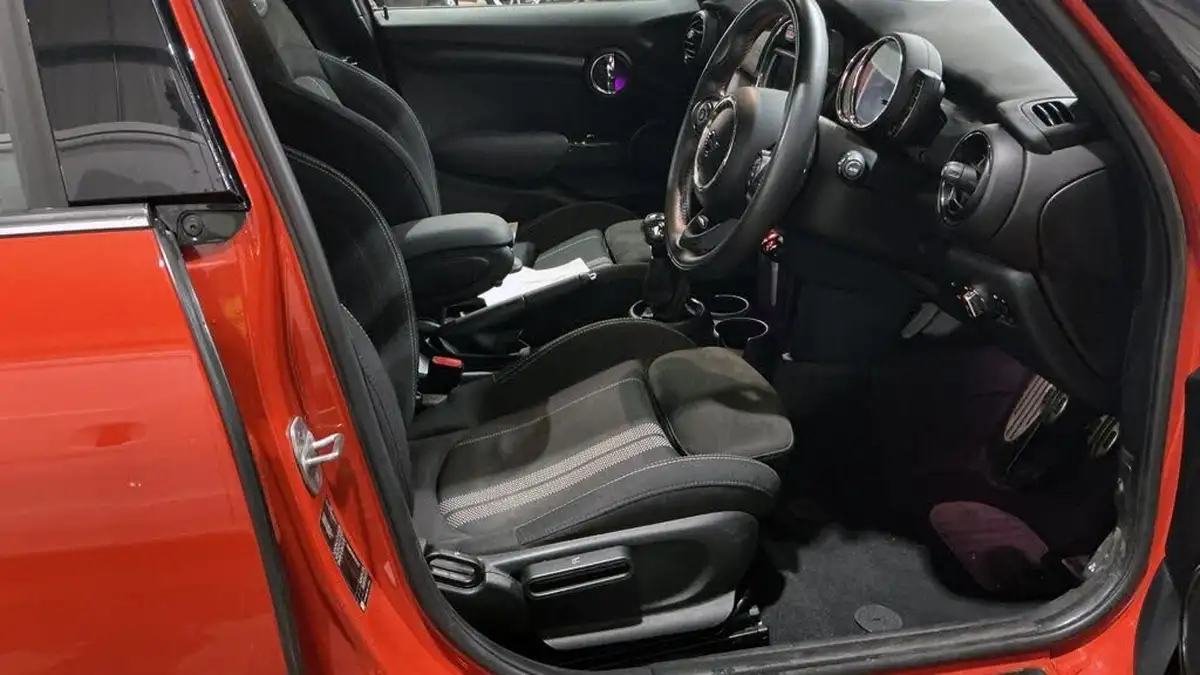 2020-mini-cooper-15-cooper-sport-hatchback-5d-big-9