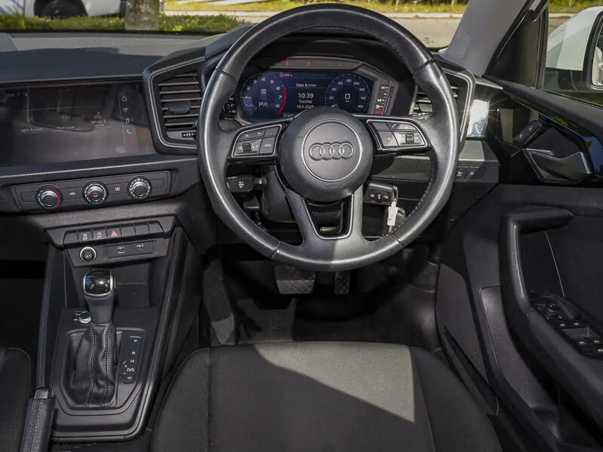 2020-audi-a1-10-25-tfsi-technik-s-tronic-big-9