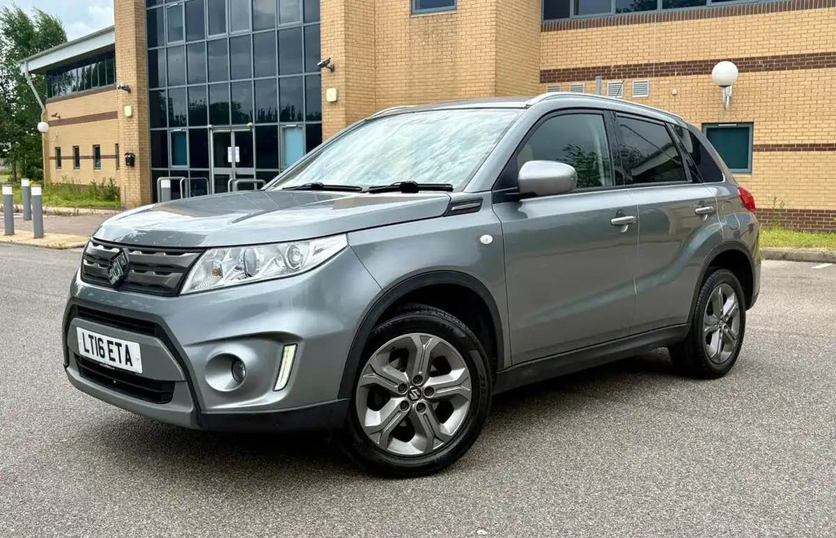 2016-suzuki-vitara-16-sz-t-big-0
