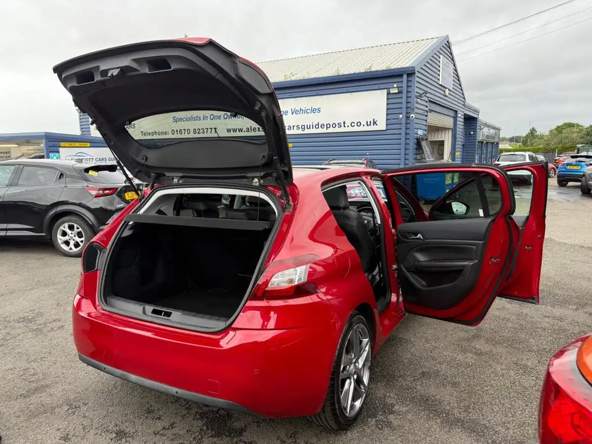 2014-peugeot-308-16td-feline-big-6
