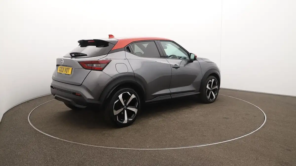 2021-nissan-juke-10-dig-t-tekna-big-52