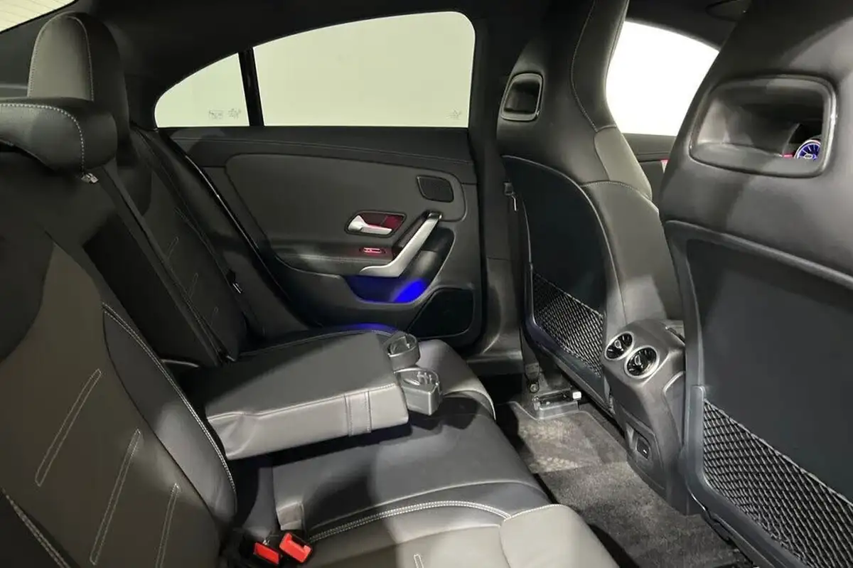 2021-mercedes-benz-cla-13-cla-180-amg-line-premium-coupe-4d-big-39