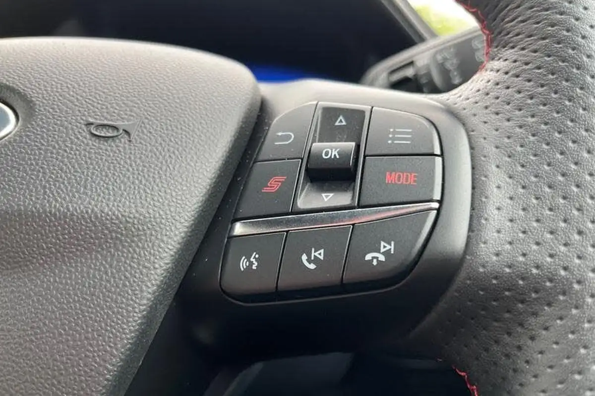 2023-ford-fiesta-15t-st-3-big-38