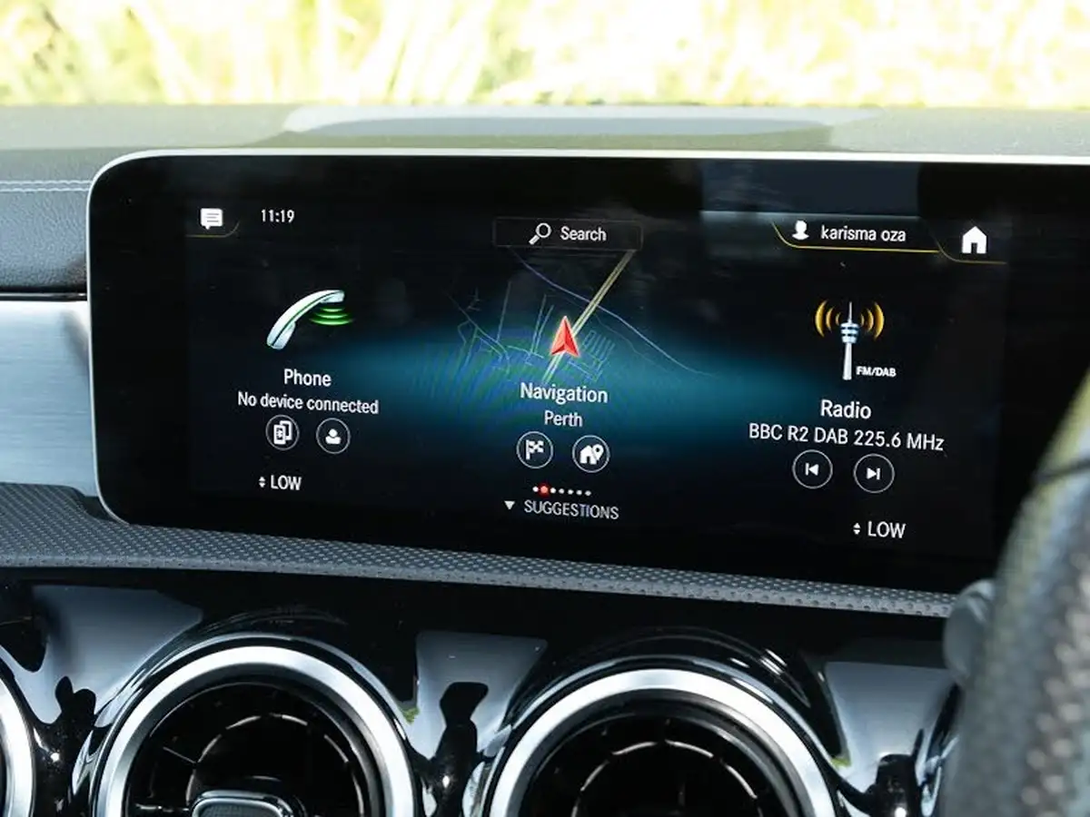 2019-mercedes-benz-cla-13-cla-200-amg-line-coupe-4d-7g-dct-big-16
