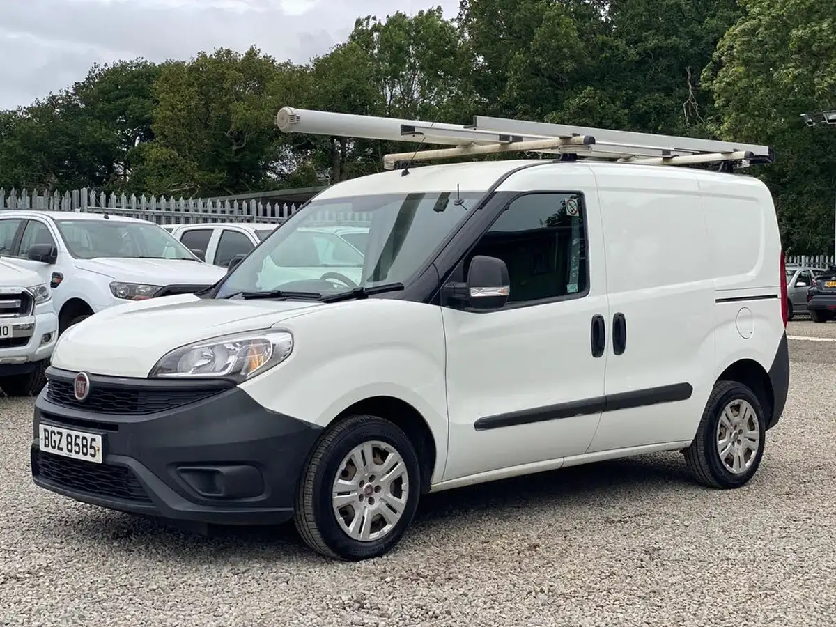 2015-fiat-doblo-cargo-13td-v-l1-refrigerated-van-big-2