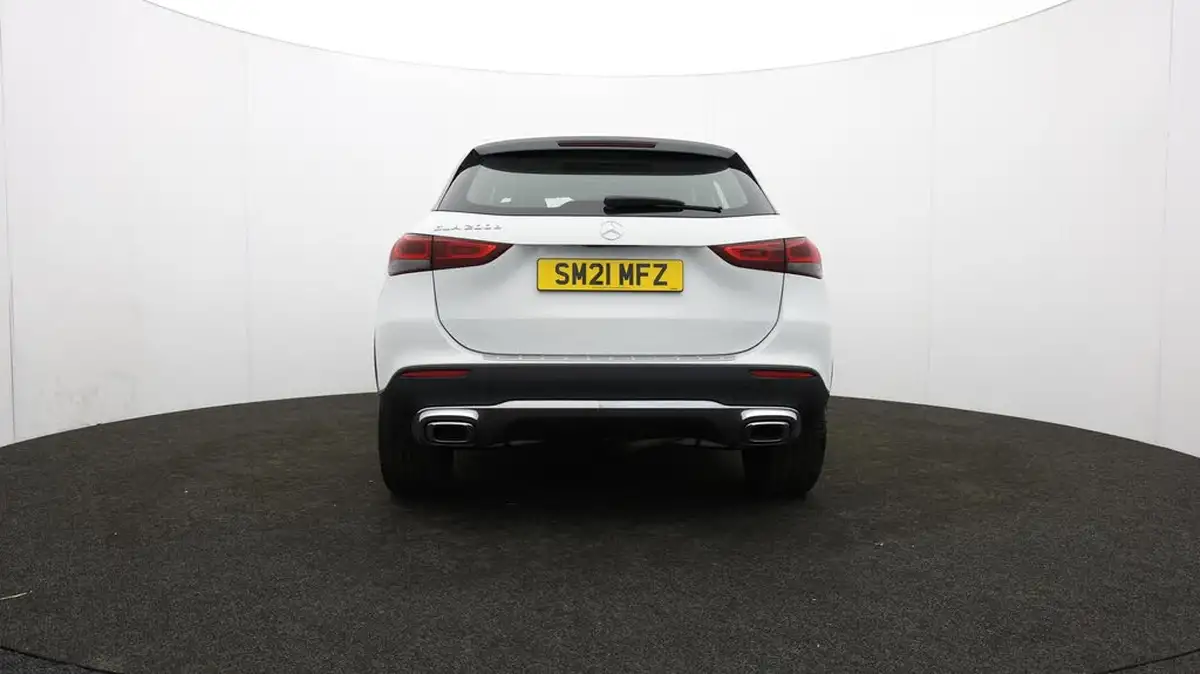 2021-mercedes-benz-gla-class-20d-gla-200d-sport-big-49