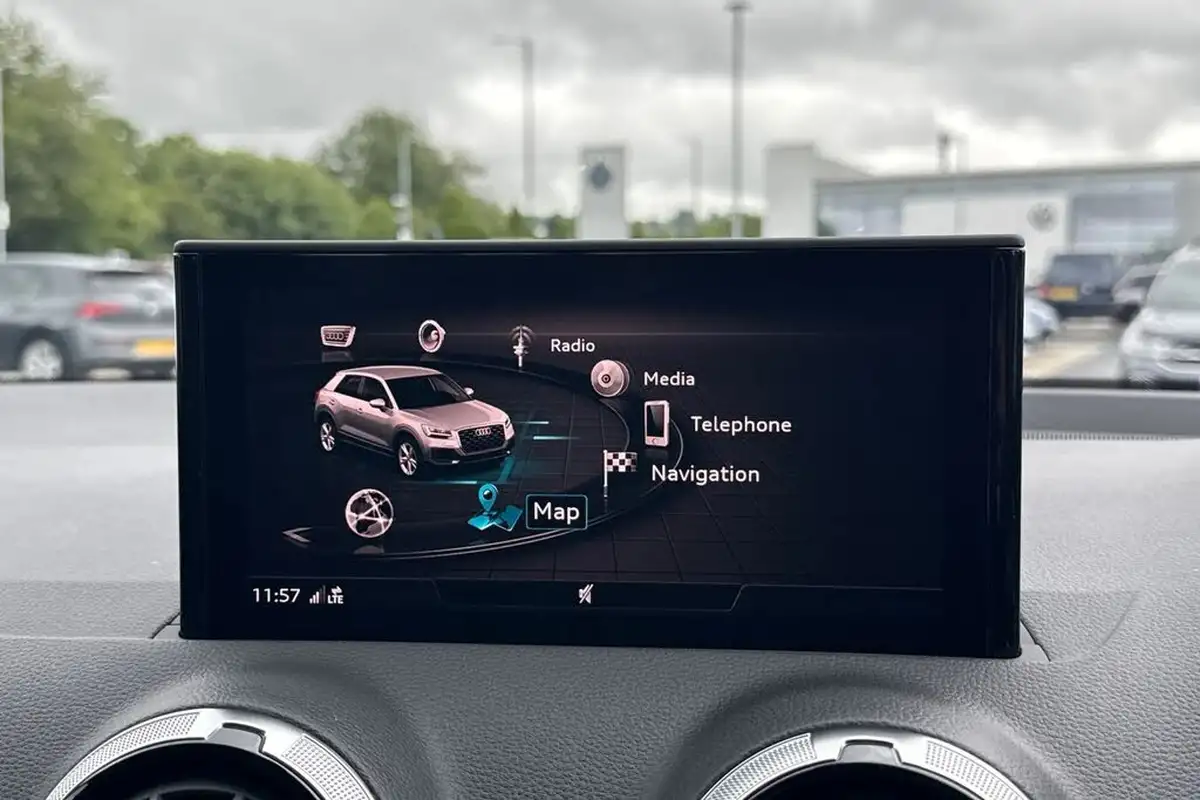 2021-audi-q2-10-30-tfsi-black-edition-big-54