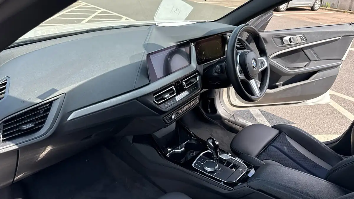 2022-bmw-2-series-15-218i-sport-lcp-coupe-4d-dct-big-11