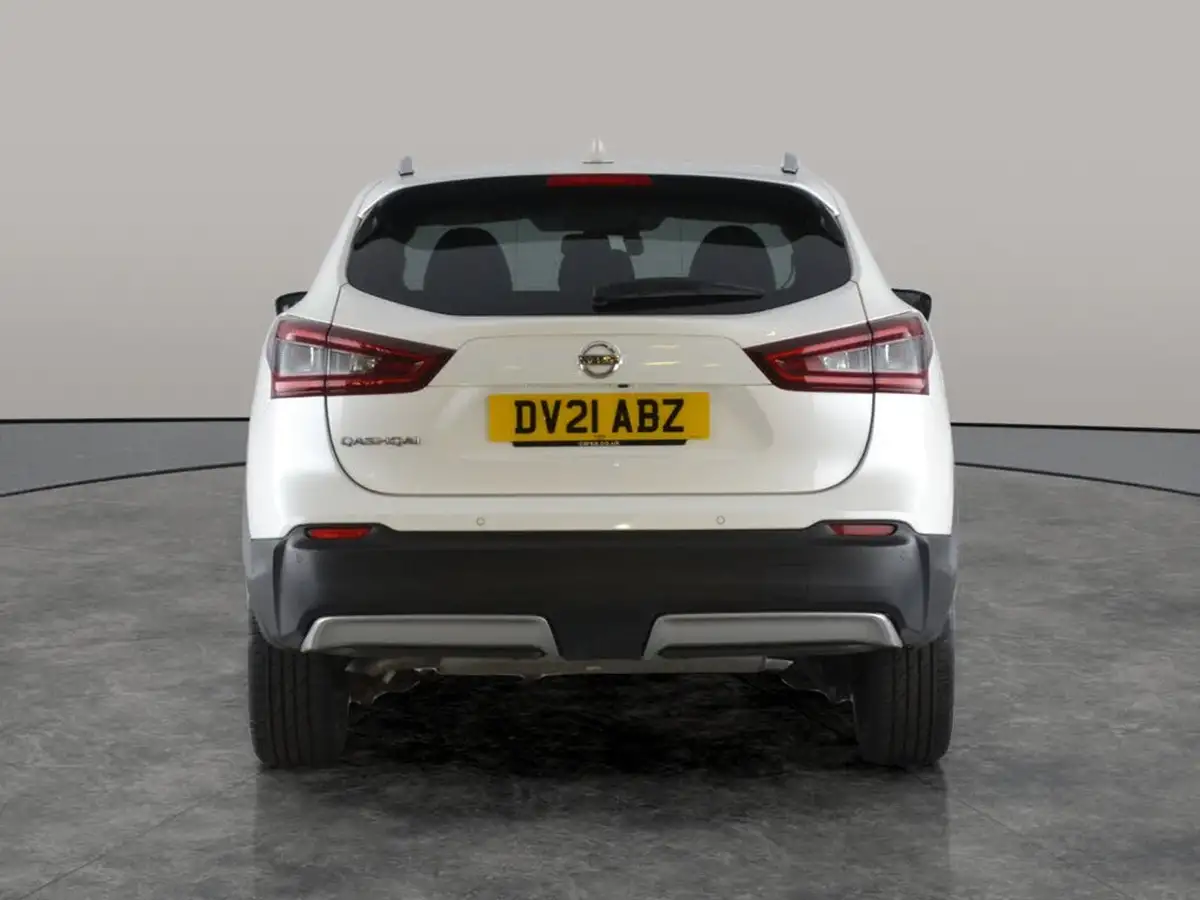 2021-nissan-qashqai-13-dig-t-n-motion-140ps-big-13