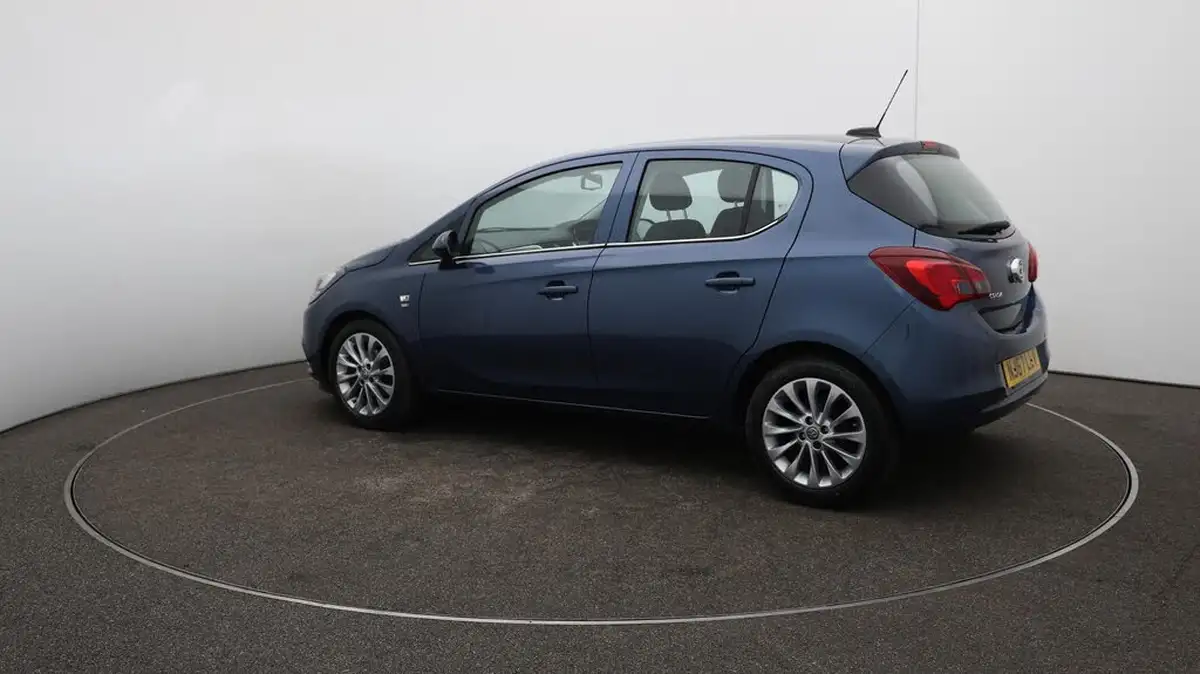 2017-vauxhall-corsa-14i-se-90ps-5d-auto-big-35