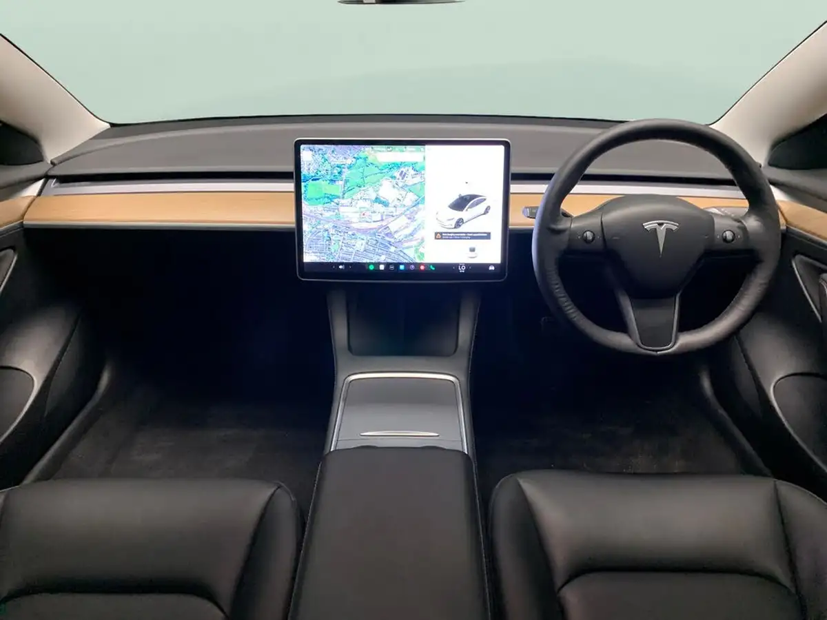 2021-tesla-model-3-e-long-range-4x4-big-10