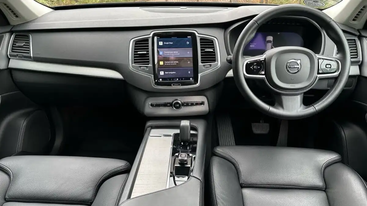2023-volvo-xc90-20-b5-core-big-4