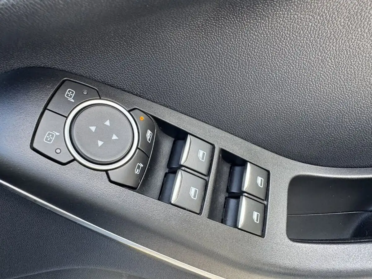 2021-ford-fiesta-10t-titanium-x-125ps-hybrid-mhev-big-48