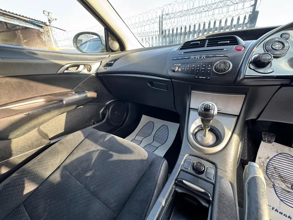 2007-honda-civic-18-es-lth-big-39