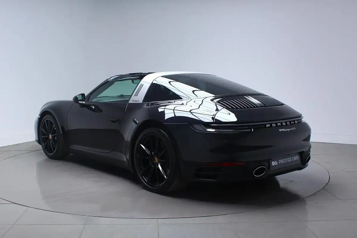 2023-porsche-911-30-targa-4s-pdk-big-6