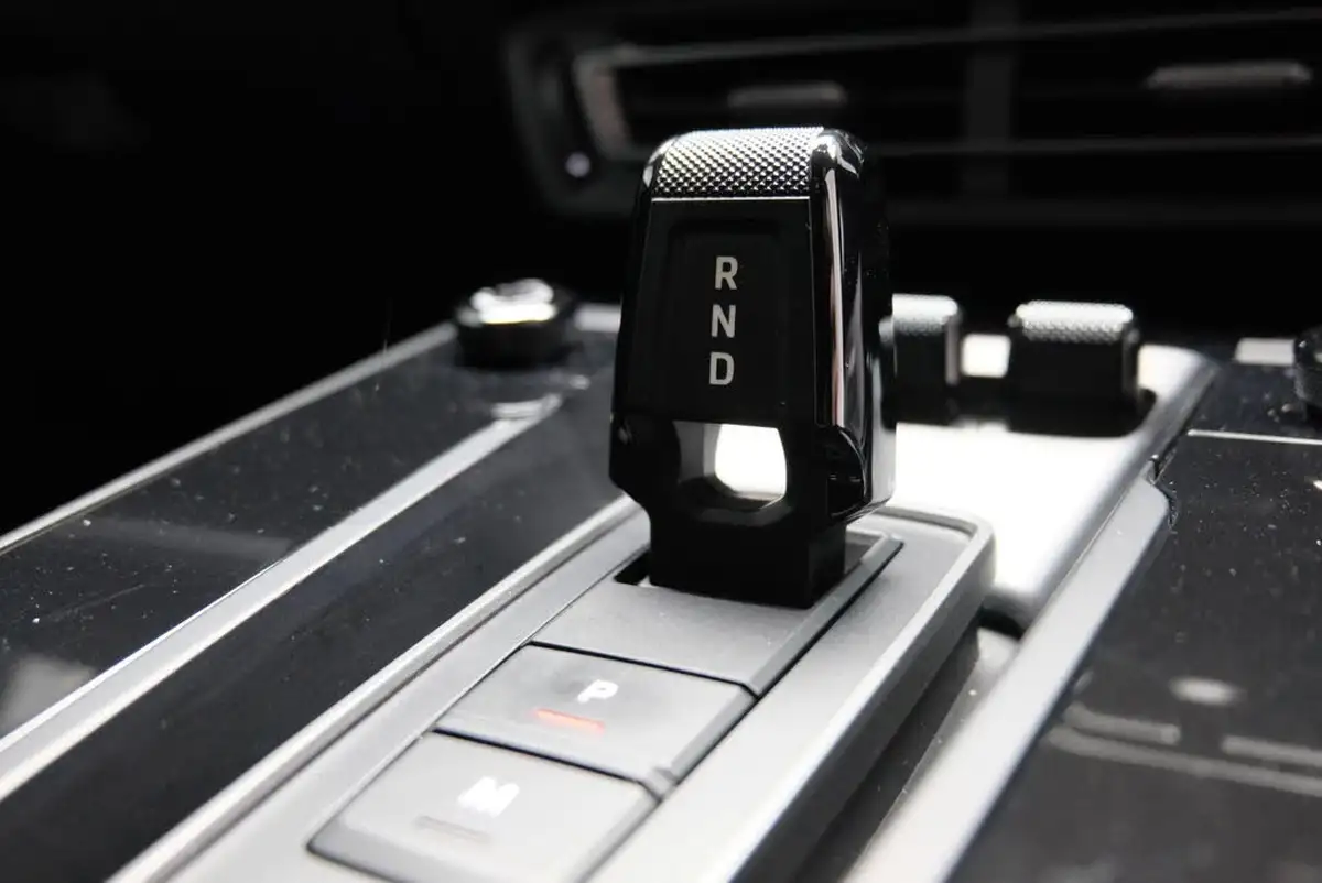 2023-porsche-911-30-targa-4s-pdk-big-30