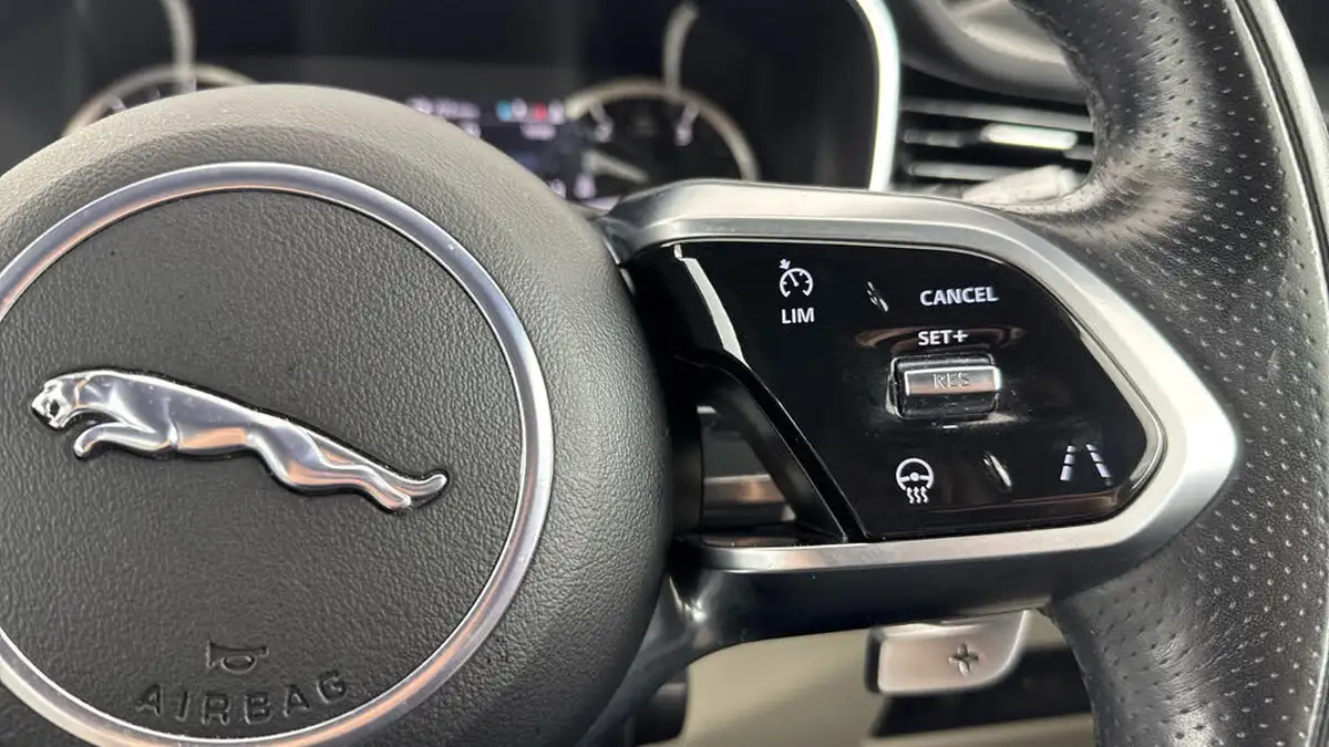 2021-jaguar-f-pace-20-d165-r-dynamic-s-mhev-big-20