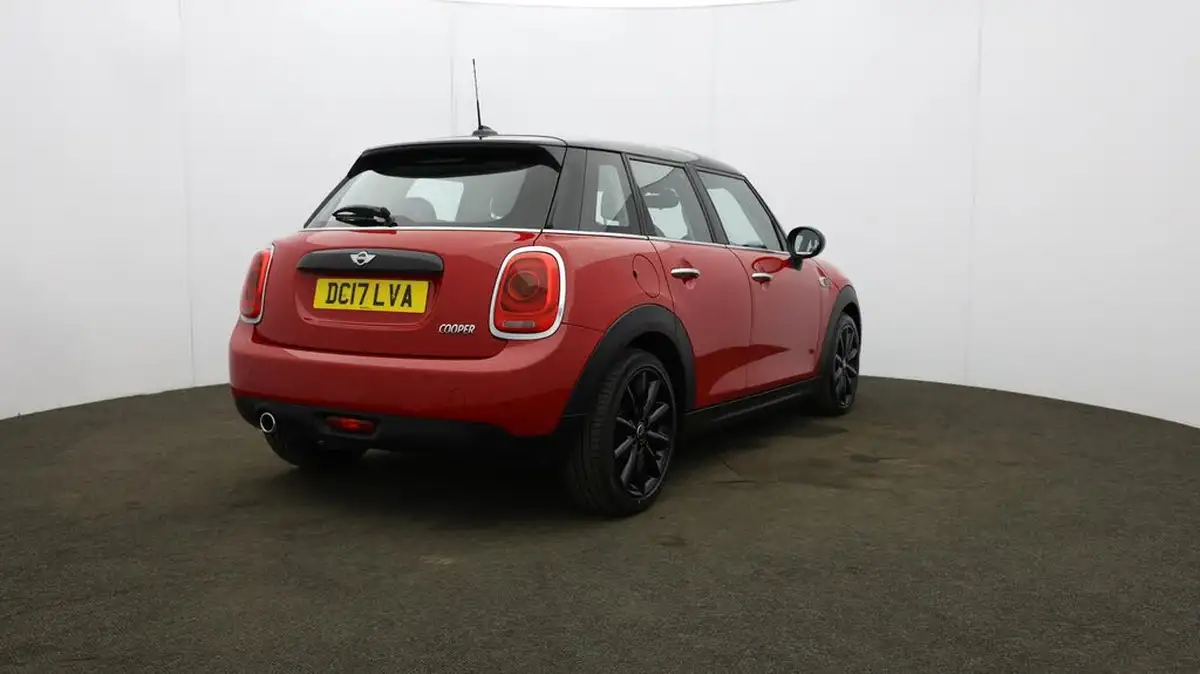 2017-mini-cooper-15-cooper-ss-hatchback-5d-big-52