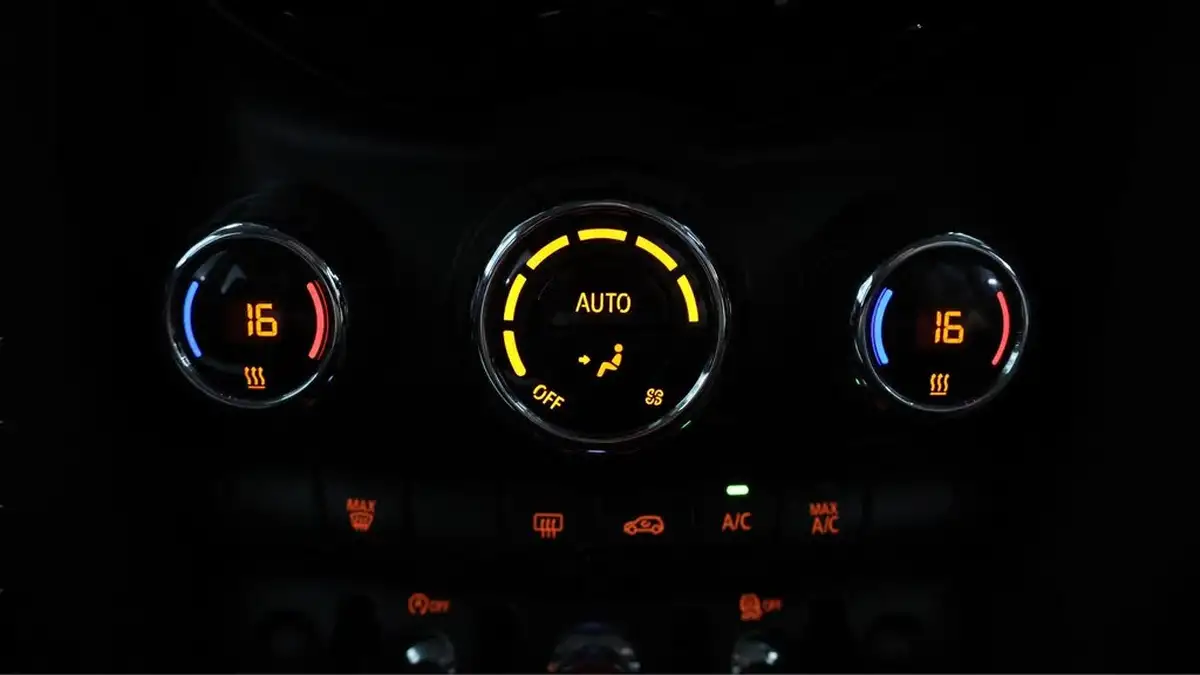 2017-mini-cooper-15-cooper-ss-hatchback-5d-big-12