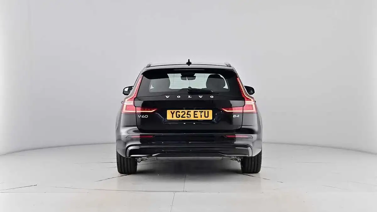 2025-volvo-v60-20-b4-plus-station-wagon-big-71