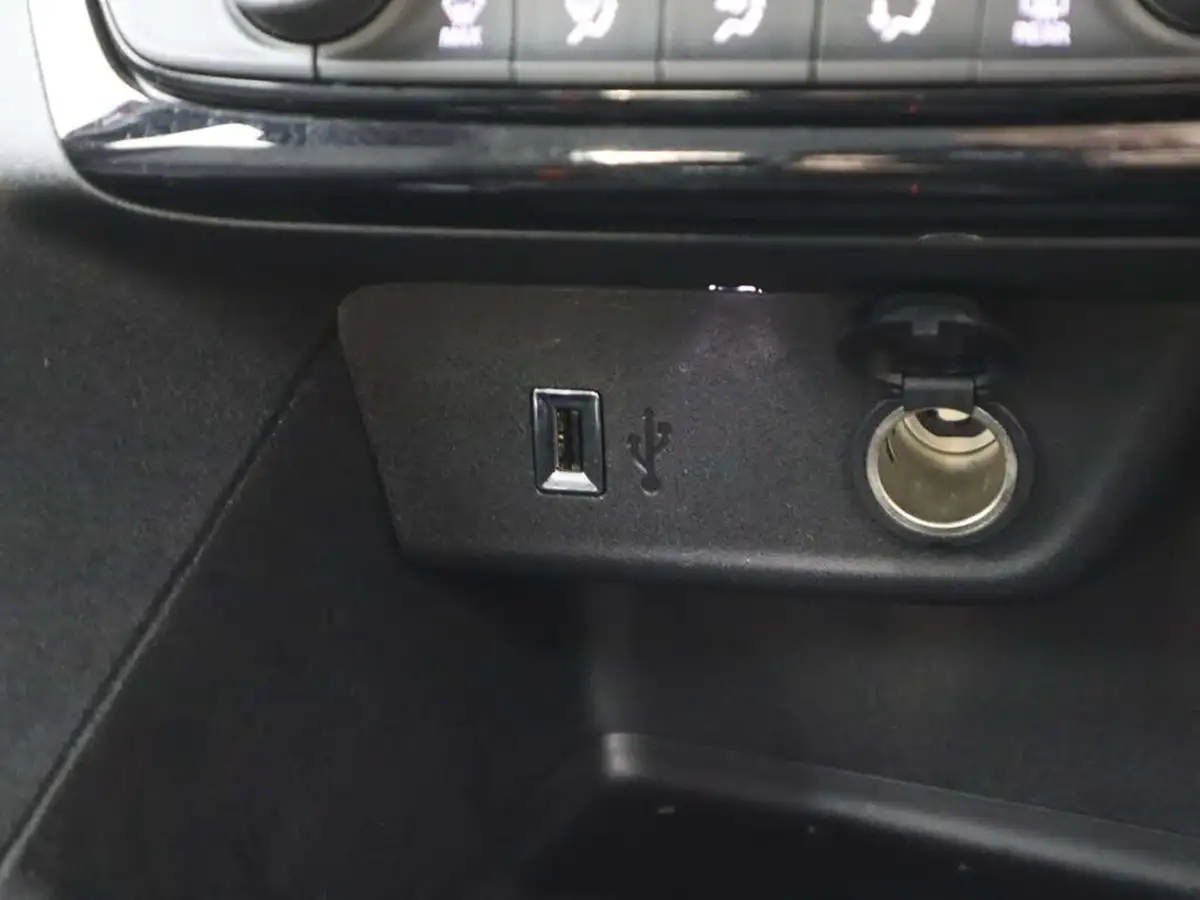 2021-vauxhall-corsa-12i-se-premium-big-28