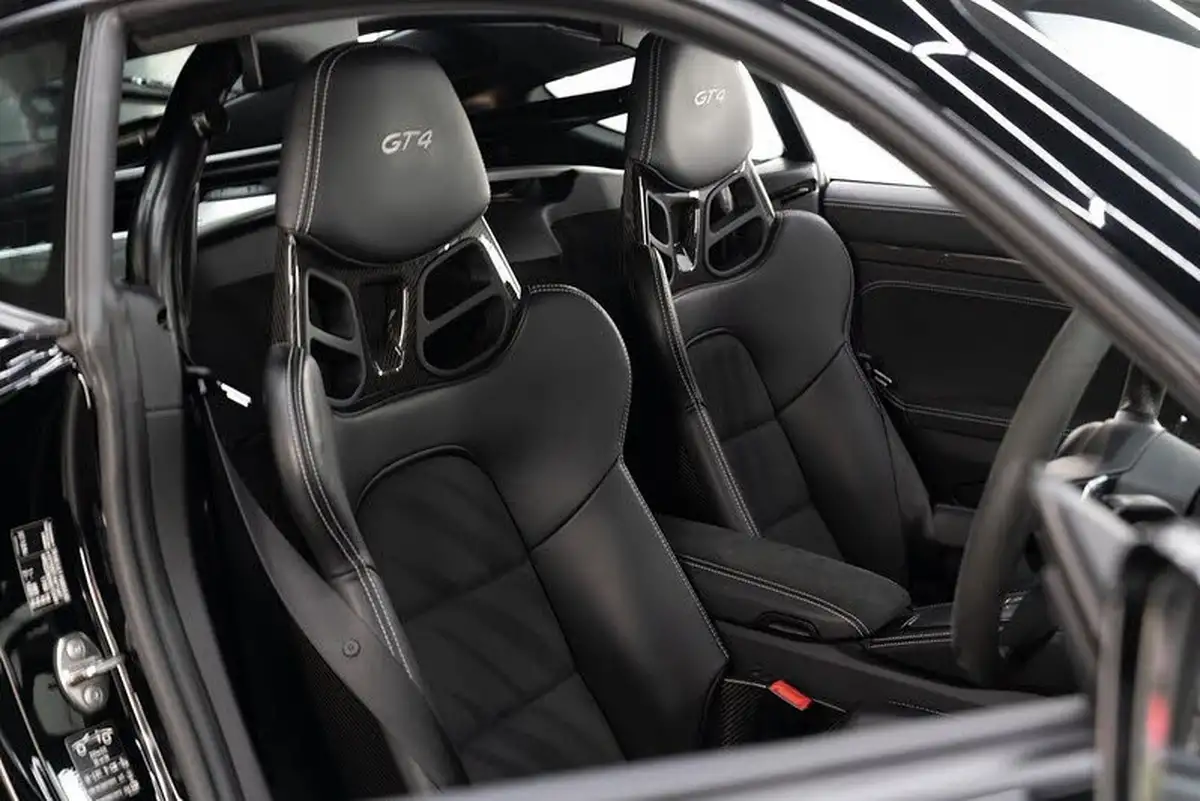2022-porsche-cayman-718-40-cayman-gt4-big-6