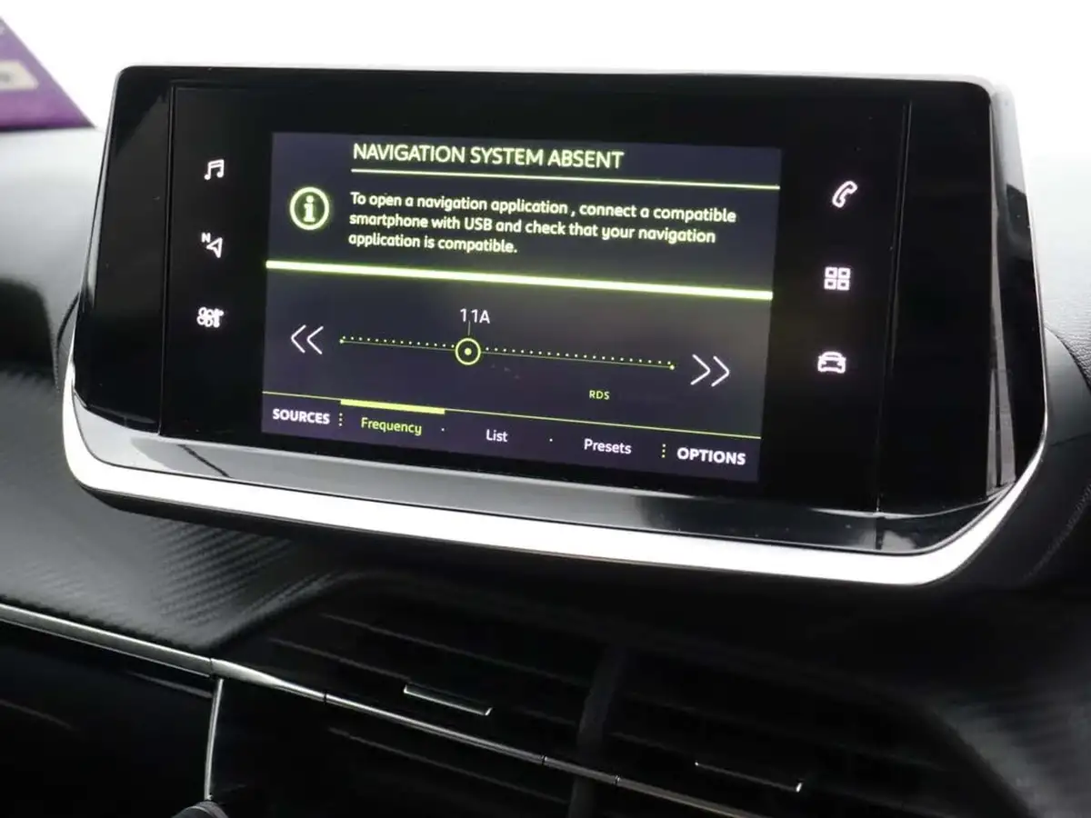 2022-peugeot-2008-suv-12-puretech-allure-premium-100bhp-big-22