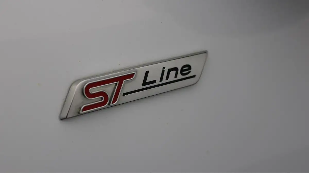 2022-ford-kuga-25t-st-line-x-edition-225ps-phev-big-34