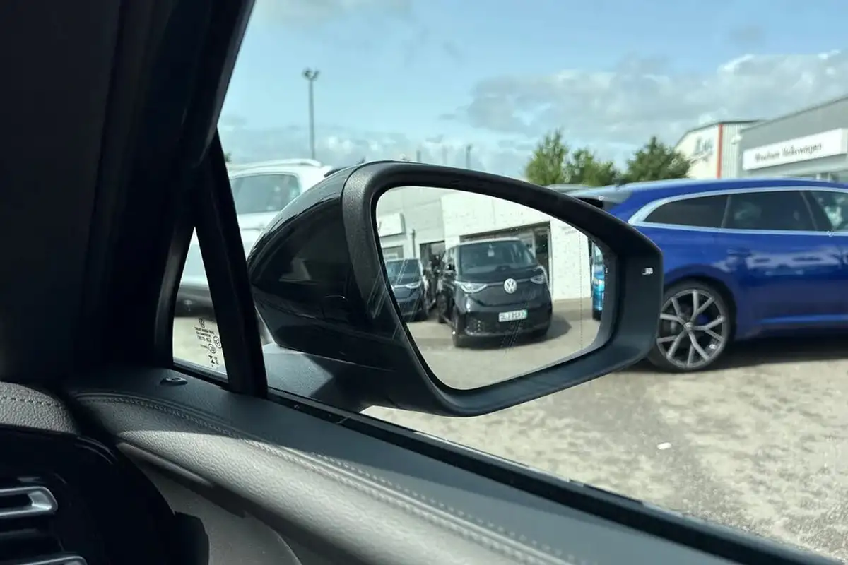 2024-volkswagen-tiguan-15-etsi-r-line-big-38