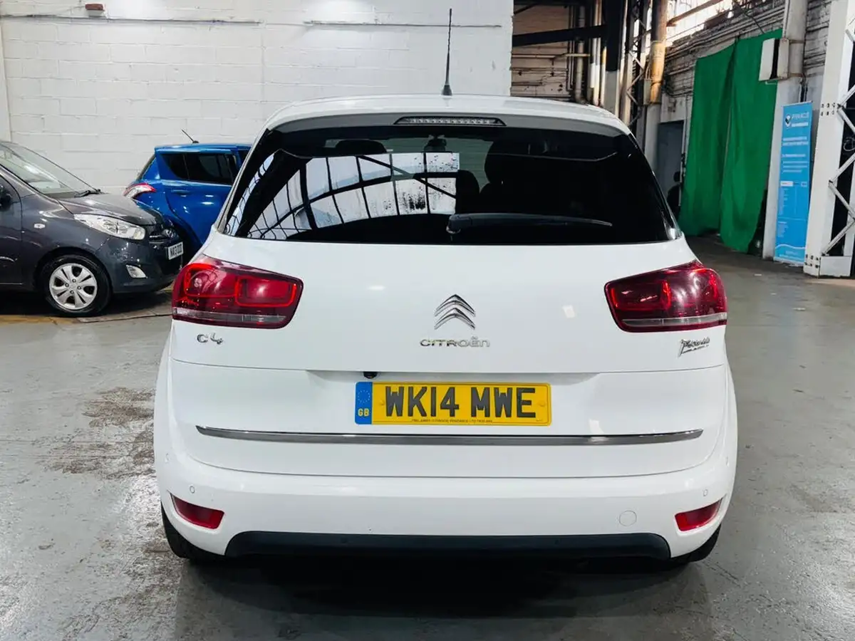 2014-citroen-c4-picasso-16e-hdi-exclusive-airdream-etg6-big-6