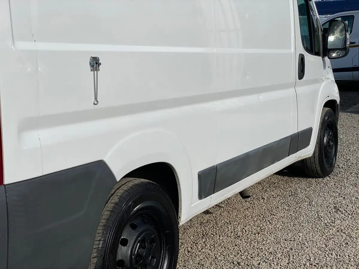 2017-fiat-ducato-20td-35-lh2-panel-big-36