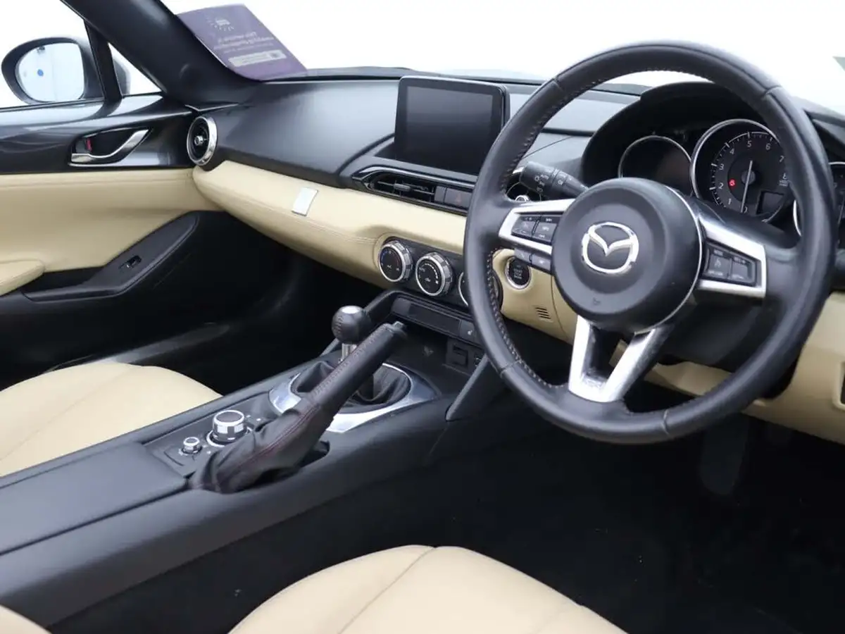 2018-mazda-mx-5-20-z-sport-big-12