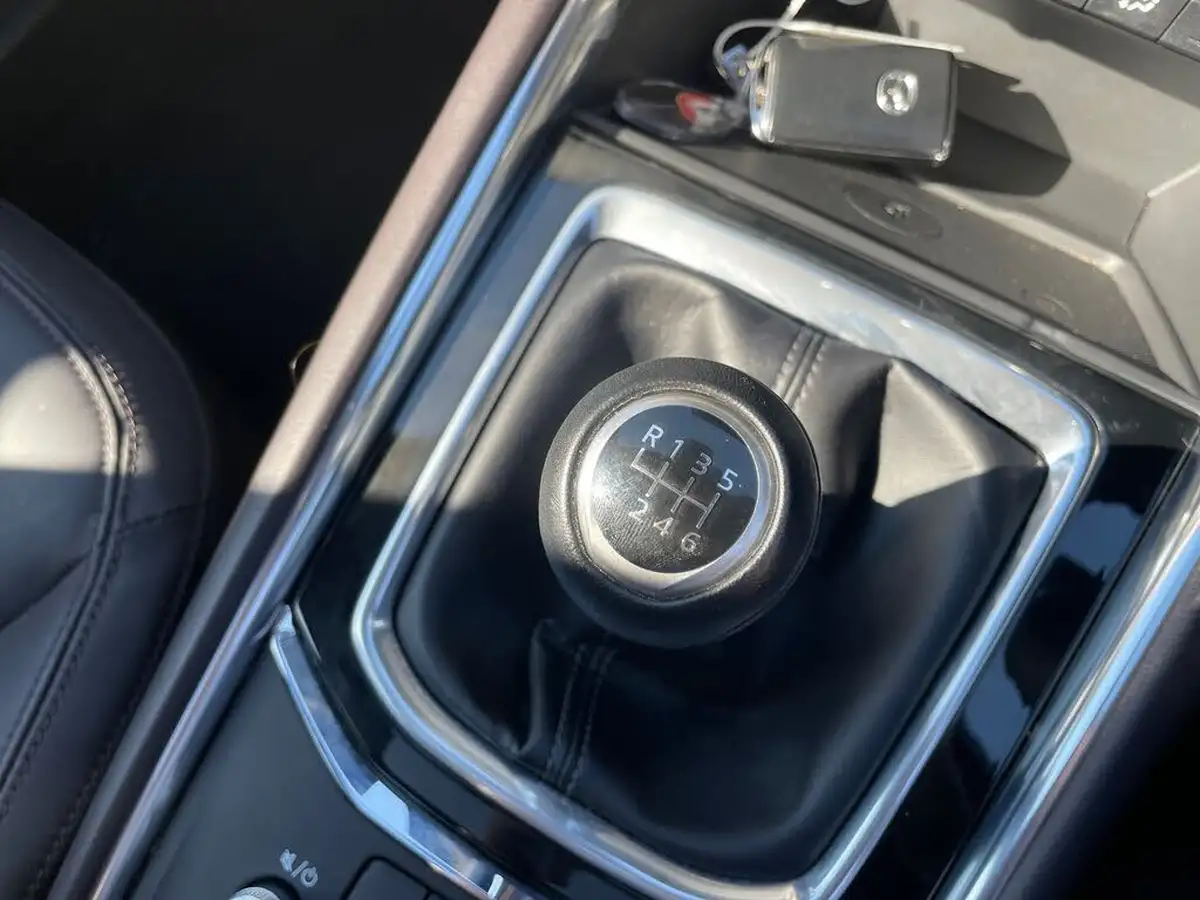 2023-mazda-cx-5-20-takumi-big-18