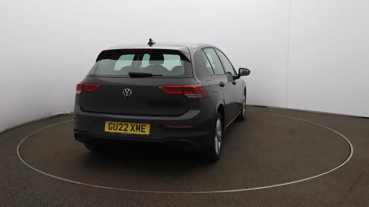 2022-volkswagen-golf-20tdi-life-hatchback-big-55