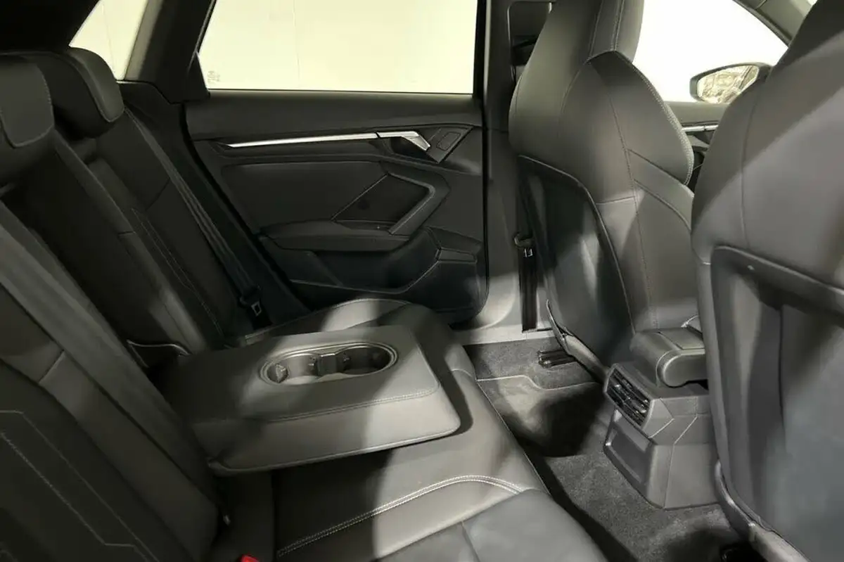 2022-audi-a3-14-40-tfsi-e-s-line-big-39