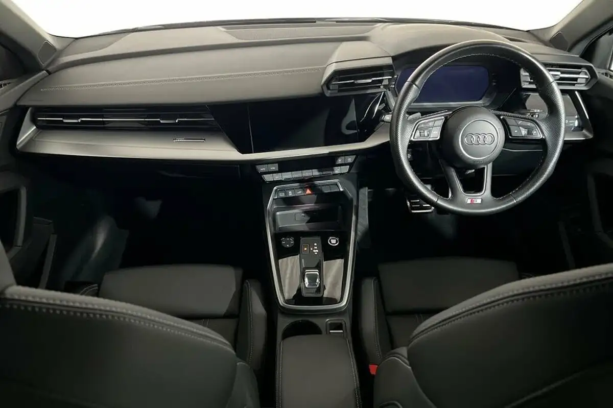 2022-audi-a3-14-40-tfsi-e-s-line-big-11
