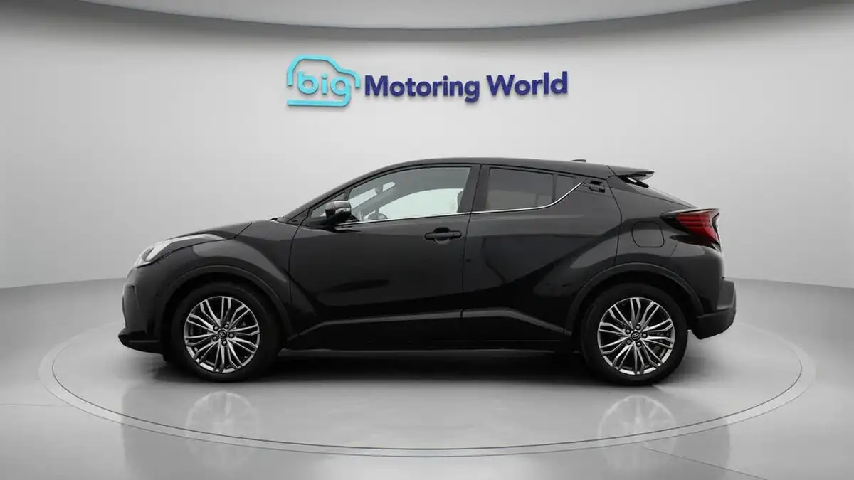 2022-toyota-c-hr-20-vvt-i-excel-big-4