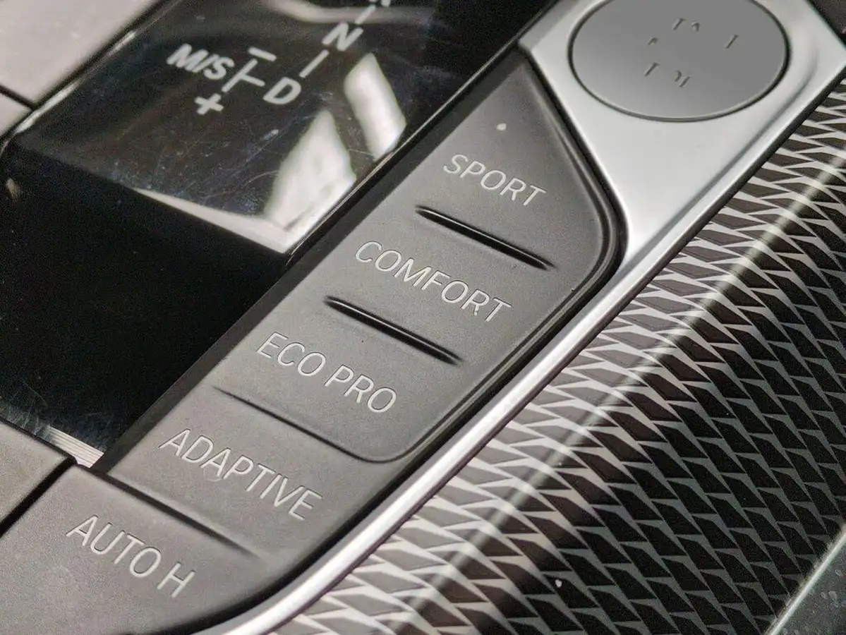 2021-bmw-3-series-big-19